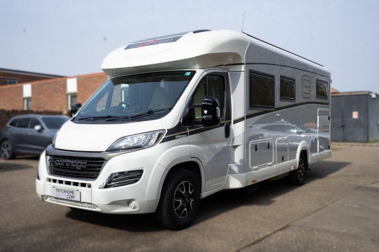 Carthargo C-Tourer T 149 LE -  Auto - Twin Single Beds - Scooter Garage. 4 Berth