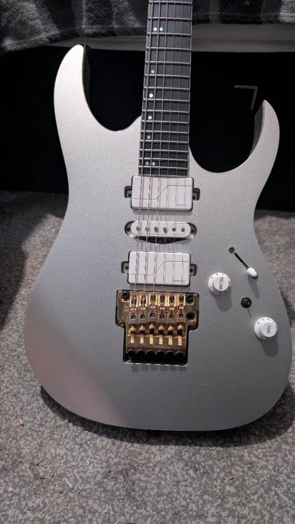 Ibanez Prestige RG 5170 w Hardcase & Multi-tool.