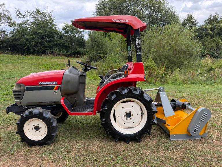 YANMAR AF17 4WD Compact Tractor & New RAPTOR X Flail Mower *** NICE *** 940 Hours 