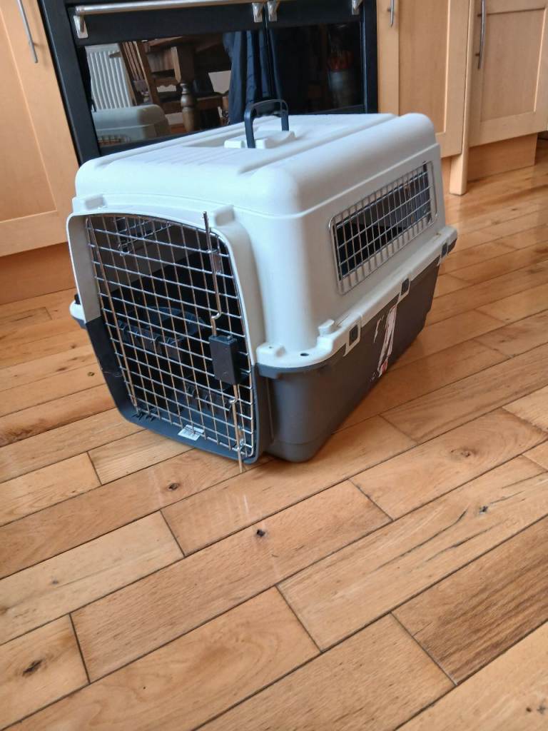 Leeds, Yorkshire. Flamingo Nomad medium size pet carrier.  IATA airline approved.  67 x 53 x 48 tall