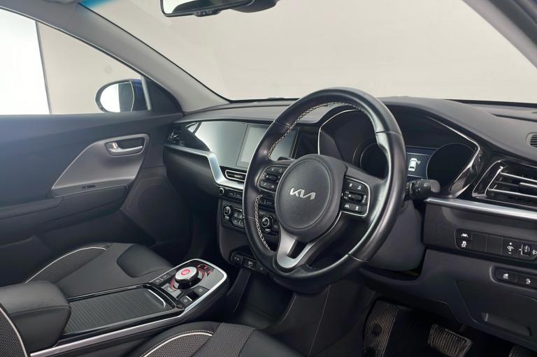  Kia Niro Electric 64kwh 2 Suv 5dr Electric Auto 201 Bhp Electric