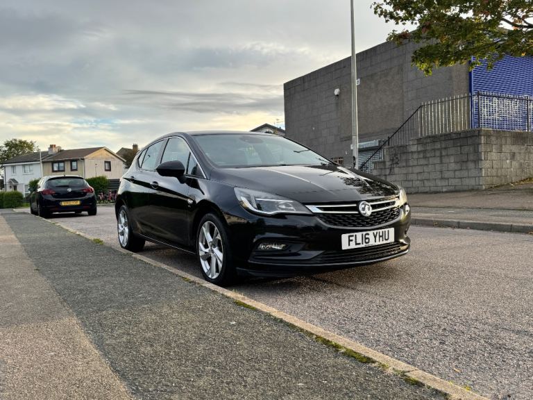 Vauxhall, ASTRA, SRI Hatchback, 2016, Manual, 1598 (cc), 5 doors