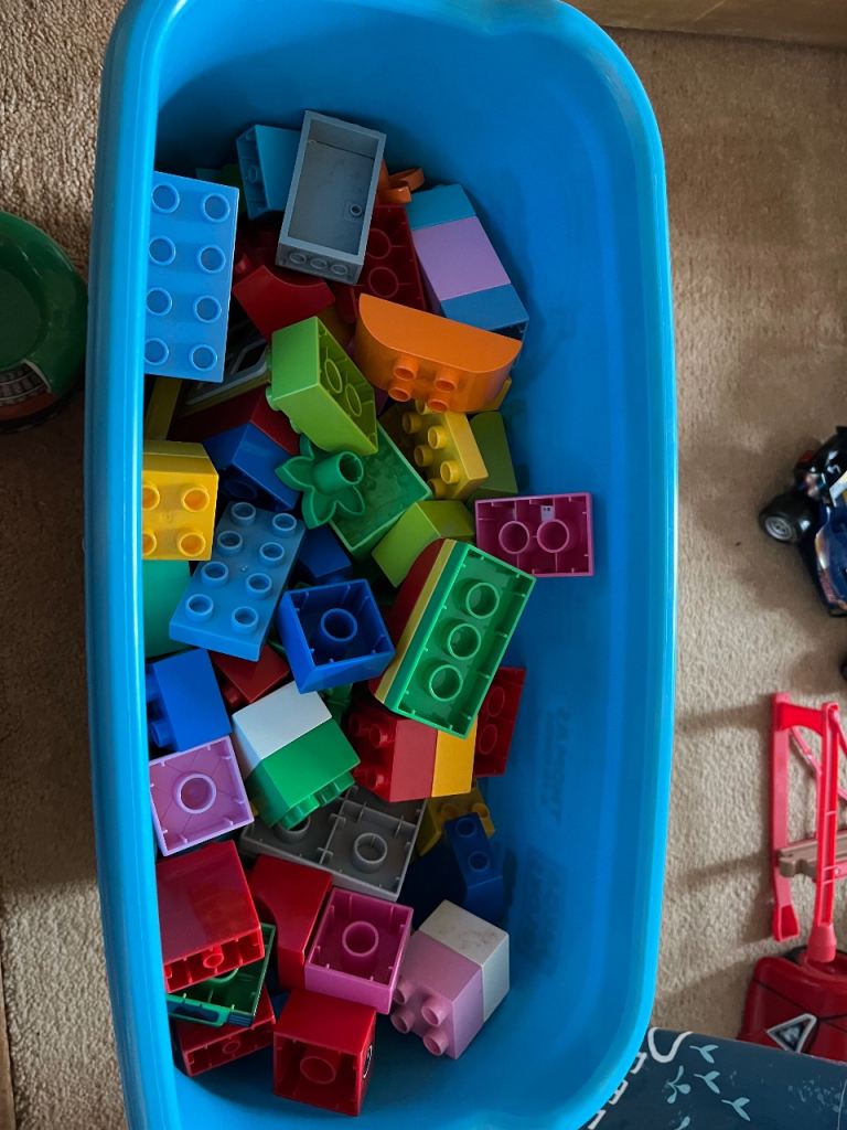 Duplo building blocks 