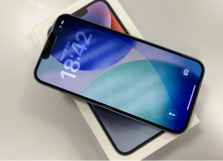 iPhone 14 Plus blue 128GB Excellent condition 