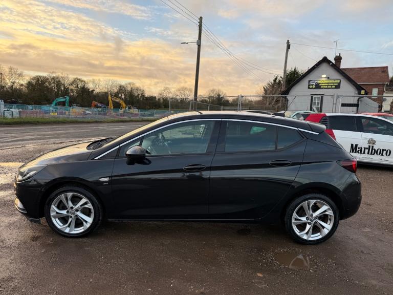 2016 Vauxhall Astra 1.6 CDTi 16V 136 SRi 5dr HATCHBACK Diesel Manual