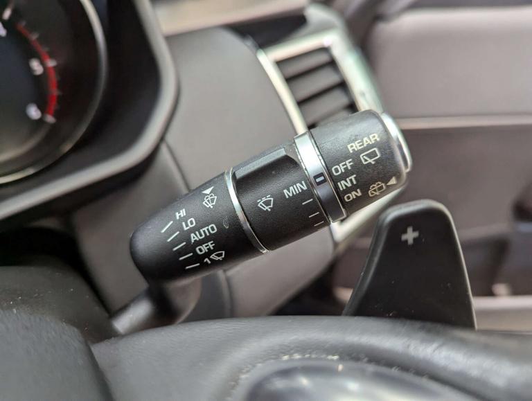 2017 Land Rover Discovery 3.0 Discovery HSE TD6 Auto 4WD 5dr SUV Diesel Automatic