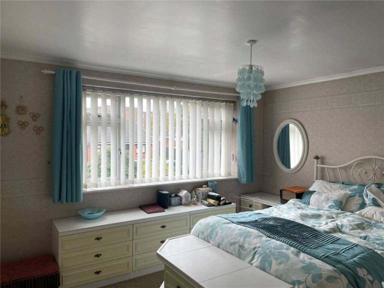 Room To Rent