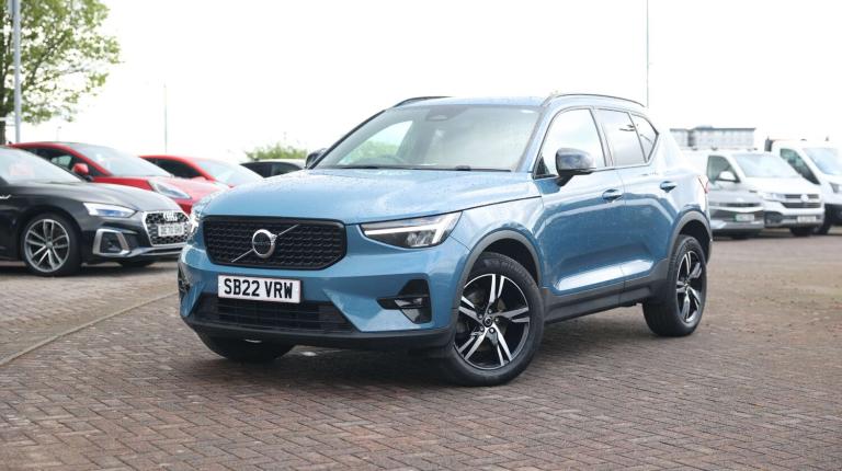 2022 Volvo XC40 2.0 B3P Plus Dark 5dr Auto ESTATE PETROL Automatic