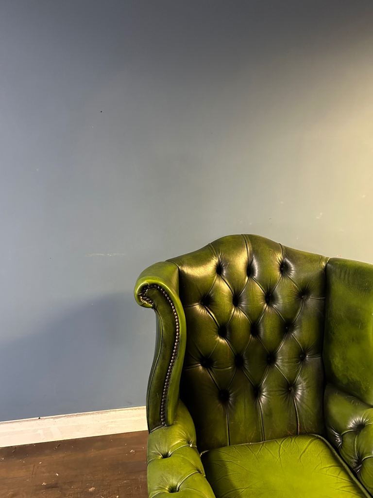Superb vintage green leather chesterfield Queen Anne wingback chair Uk delivery 