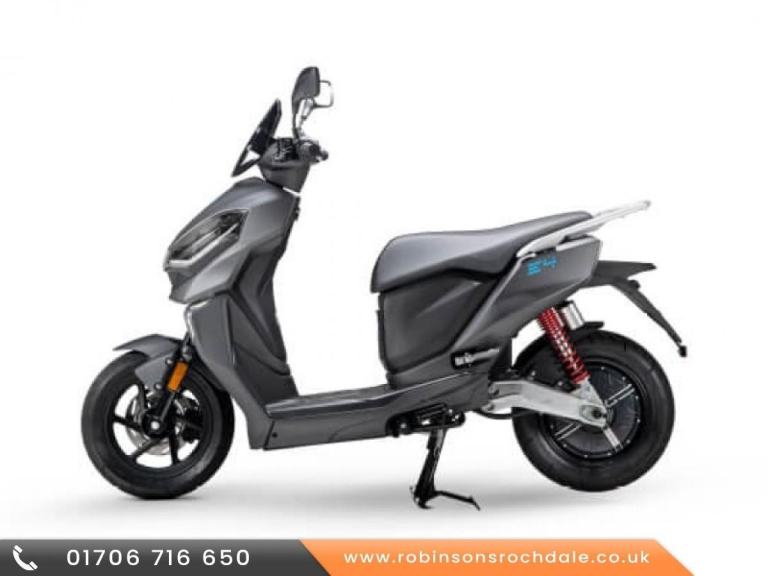 MGB E4 1200W 45kmh Long Range  Road Legal Electric Scooter