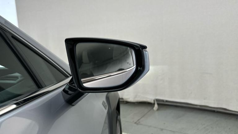 2023 Lexus UX 250h 2.0 F-Sport Design 5dr CVT ESTATE PETROL/ELECTRIC Automatic