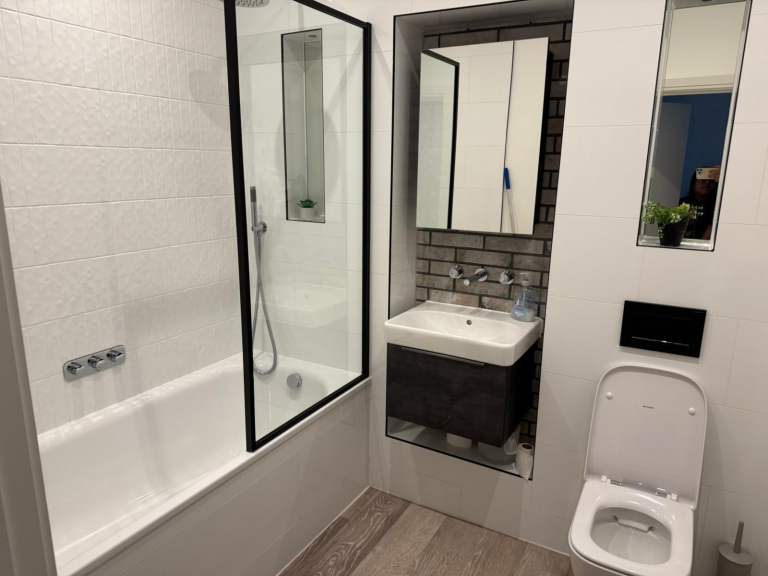 Spacious and Cosy Double Room for Rent in - SL1 3GY