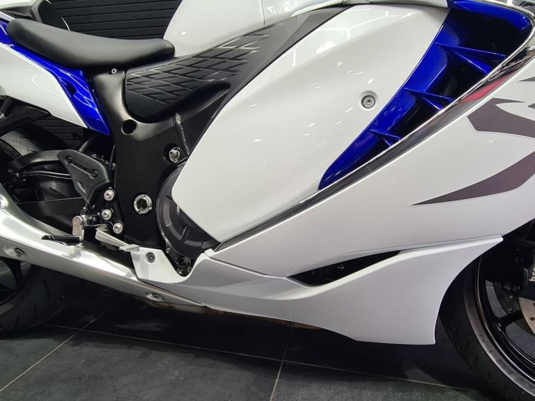 SUZUKI GSX1300 R Hayabusa 2024 '74 plate **89 miles only  now reduced**