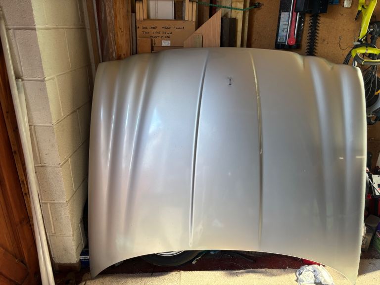 Jaguar XJ6 bonnet X350