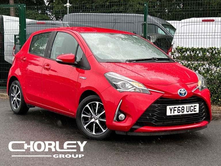2018 Toyota Yaris 1.5 VVT-h Icon Tech Hatchback 5dr Petrol Hybrid E-CVT Euro 6 (s/s) (100 ps) Hat...