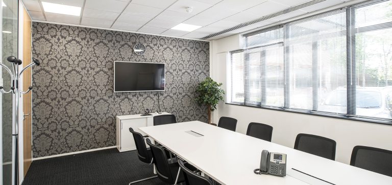 High Wycombe - HP111JU \ Flexible Office Space for 4 Workstations