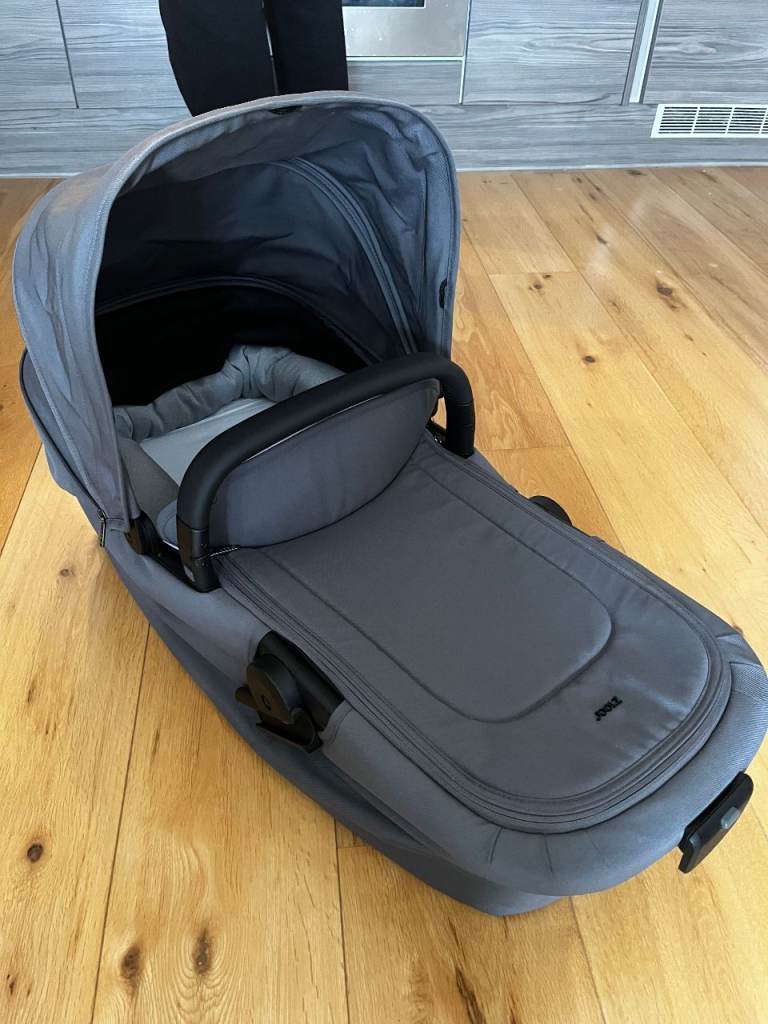 Joolz Aer+ Carrycot Bassinet Stone Grey