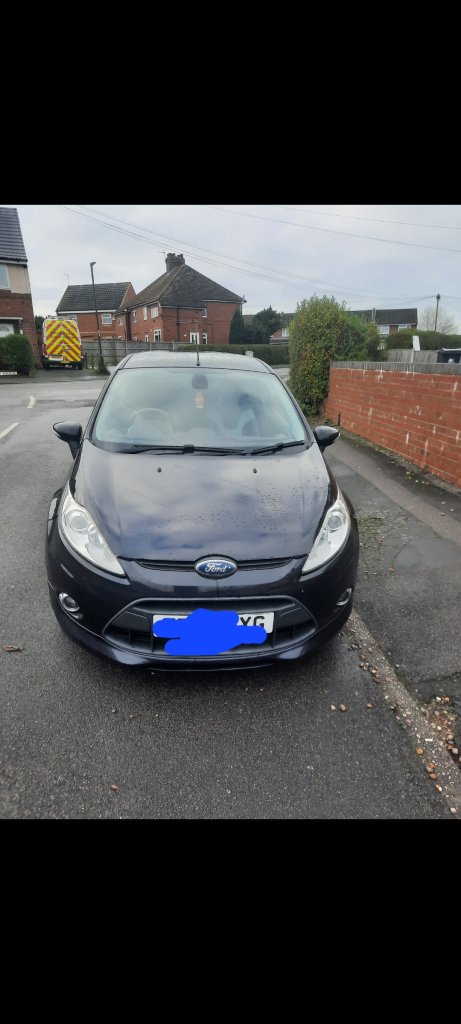 2010 ford fiesta titanium 