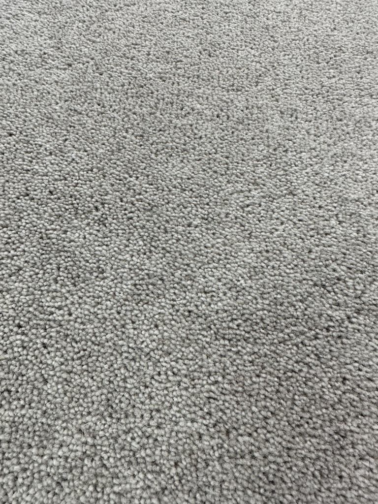 2 pieces wool carpet runners light beige fleck Brand New