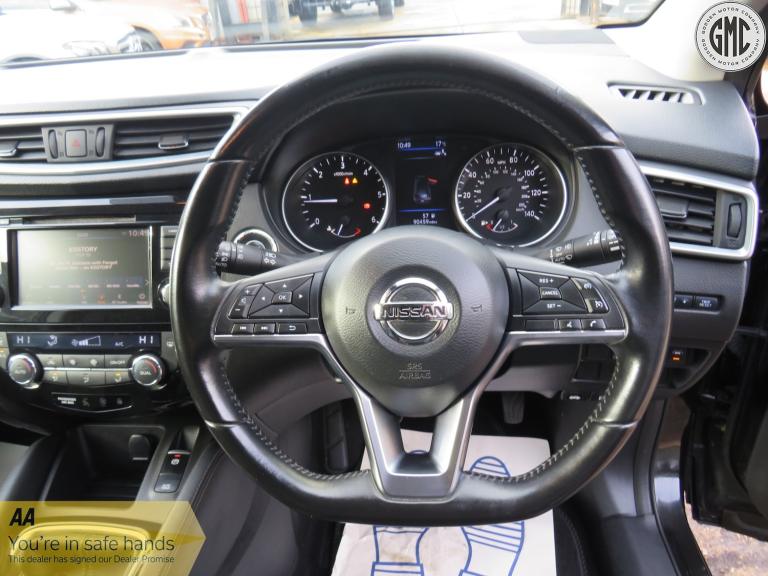 NISSAN QASHQAI 1.5 dCi N-Connecta Full Service History, Satnav 2019