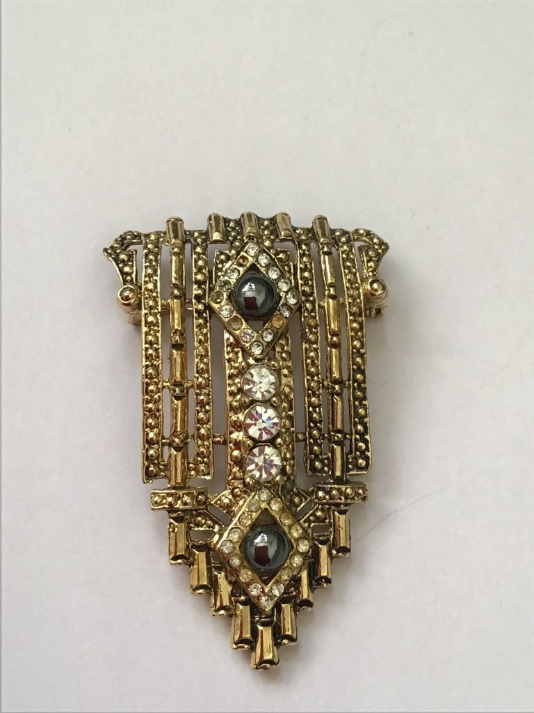Vintage Art Deci Brooch 