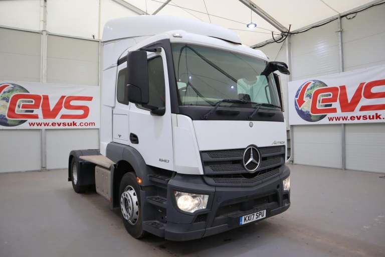 2017 (17 PLATE) Mercedes Benz Actros 1840 4x2 Euro 6 Tractor Units