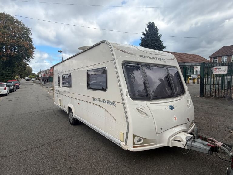 Bailey Senator Arizona Serires 6 4 berth End bathroom 2008