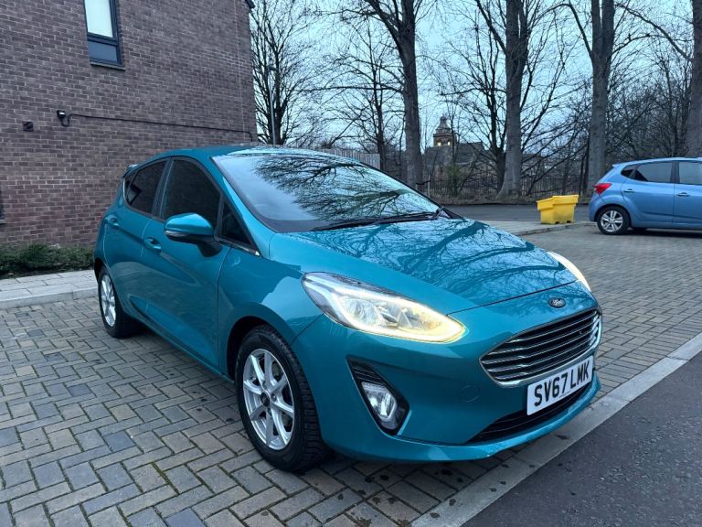 Ford, FIESTA, Hatchback, 2017, Manual, 1084 (cc), 5 doors