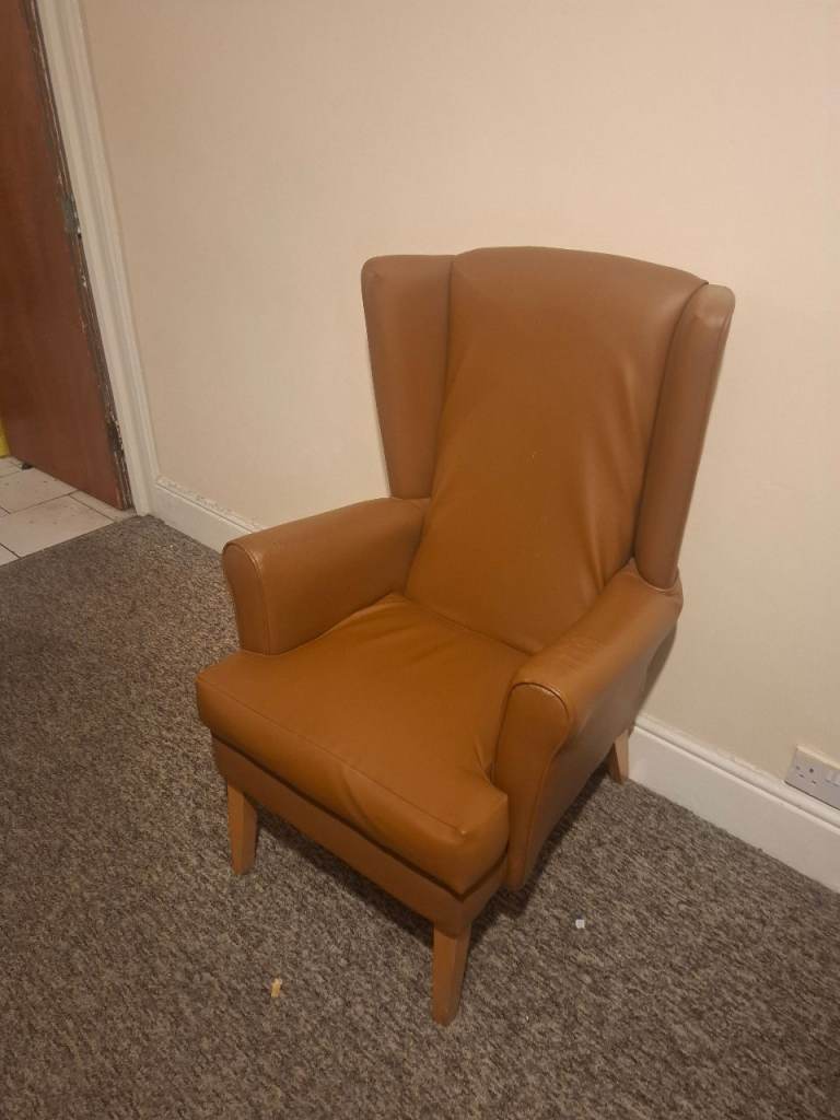 Second hand Armchair for sale 