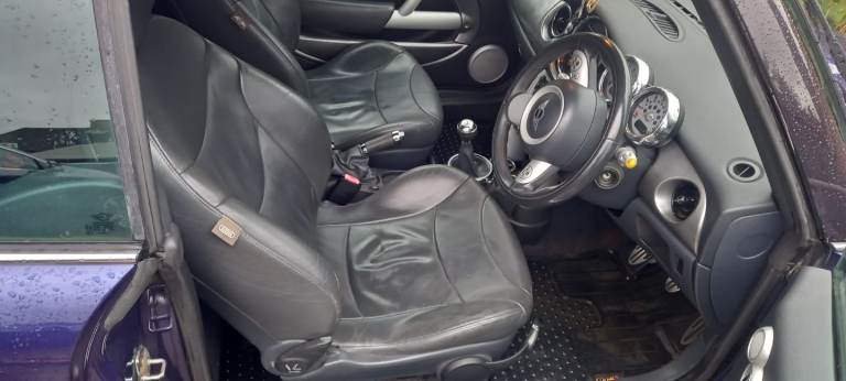 Mini, CONVERTIBLE, Convertible, 2005, Manual, 1598 (cc), 2 doors