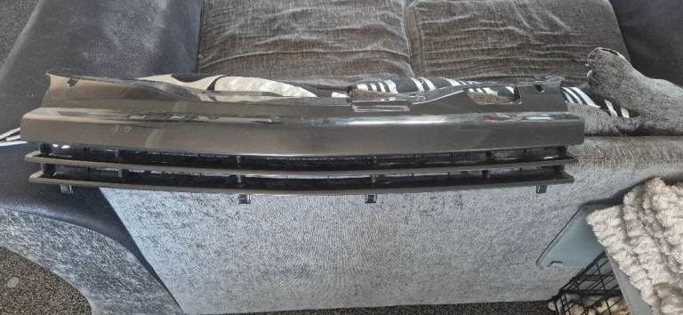 Corsa c front grill