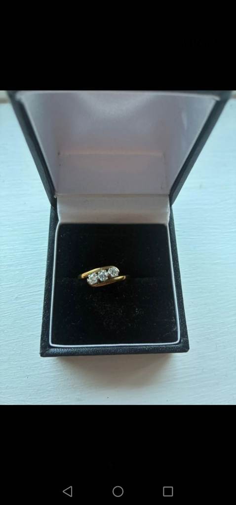 image for 9kt gold diamond ring