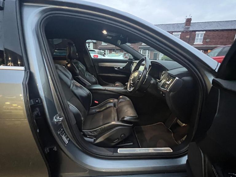 2018 Volvo S90 2.0 D4 R DESIGN 4dr Geartronic SALOON DIESEL Automatic