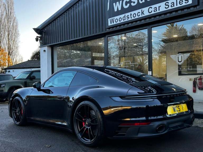 2024 Porsche 911 GTS 2dr PDK COUPE PETROL Automatic