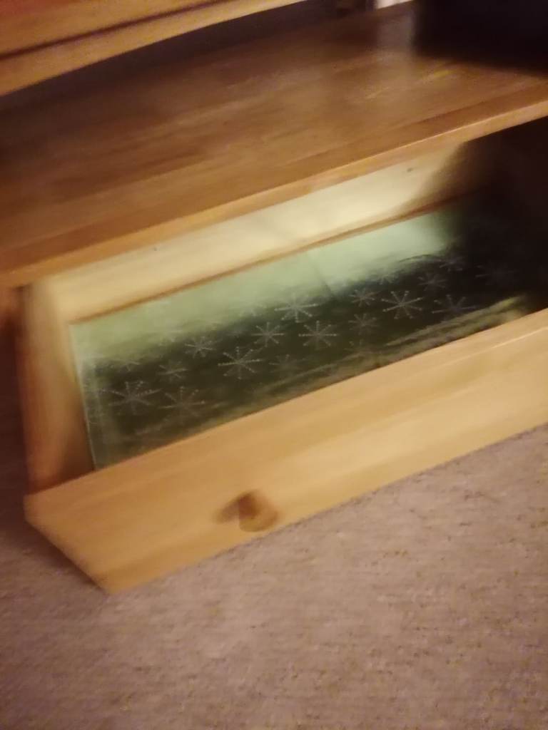 Coffee table /small TV unit 3 35