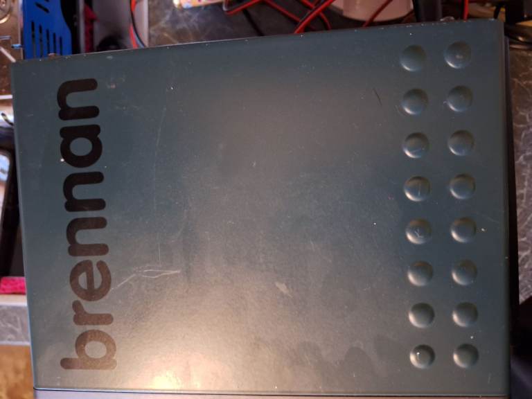 Brennan JB7 Music System with Speakers – Good Condition