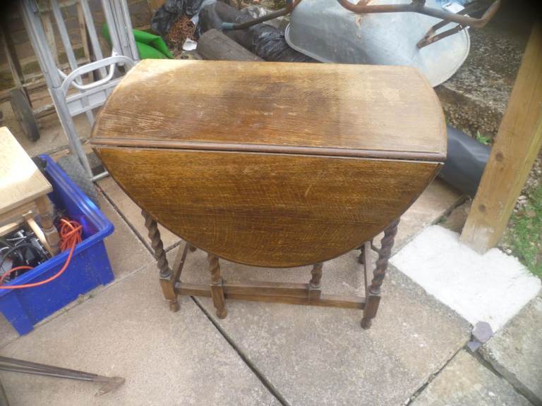 Oak  barley twist legs  Wooden   oval Drop Leaf Table – 