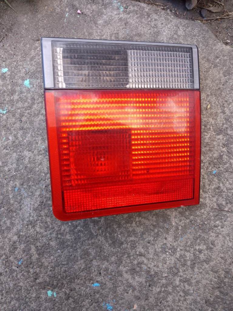 RANGE ROVER P38 TAIL LIGHT INNER REAR LEFT PASSENGER SIDE LIGHT RED&CLEAR WHITE 