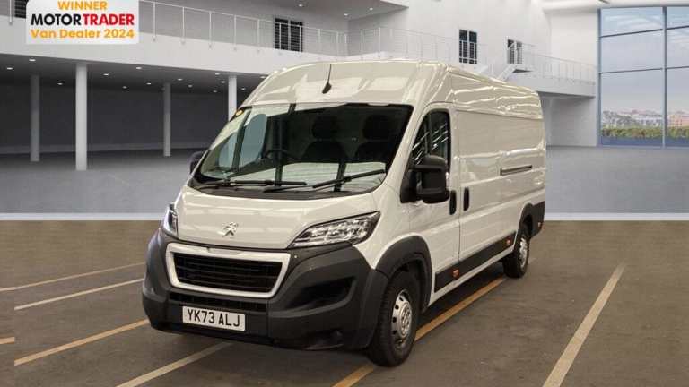 2023 Peugeot Boxer 2.2 BlueHDi H2 Professional Premium+ Van 140ps PANEL VAN DIESEL Manual