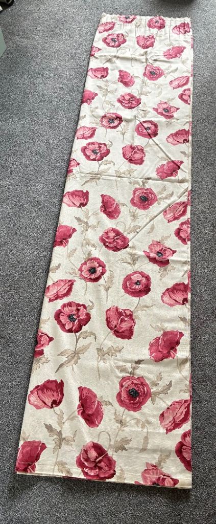 (New never used) Vintage Laura Ashleyford poppy curtains