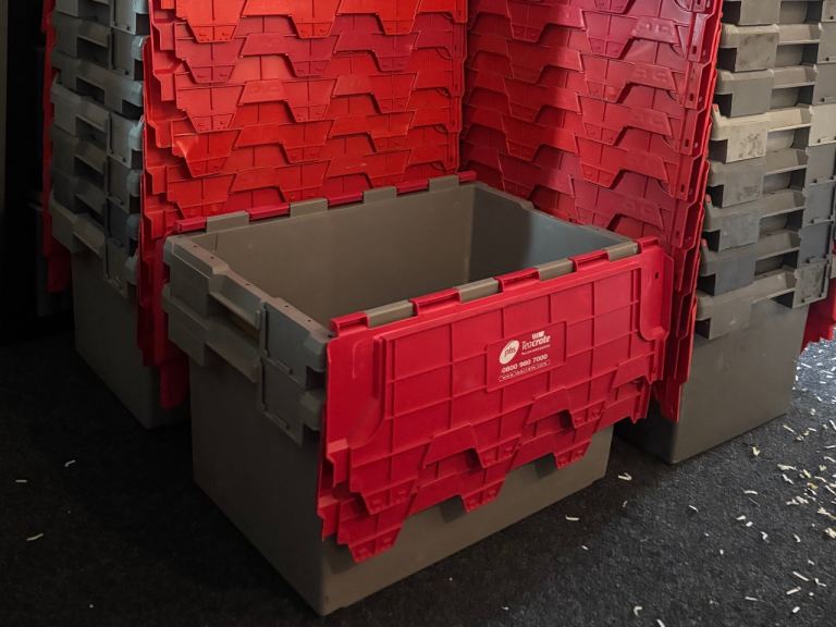Plastic storage crates