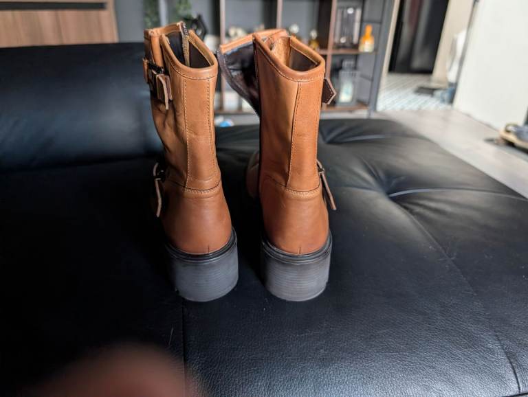 Brand new leather tan ankle boots