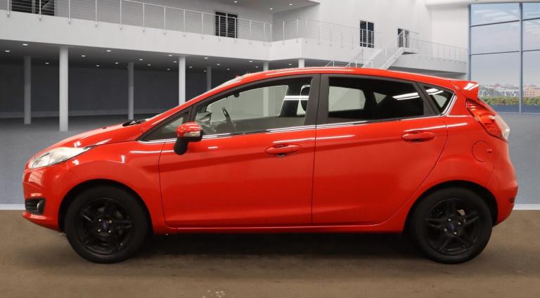 2014 Ford Fiesta 1.6 Zetec 5dr Powershift HATCHBACK Petrol Automatic