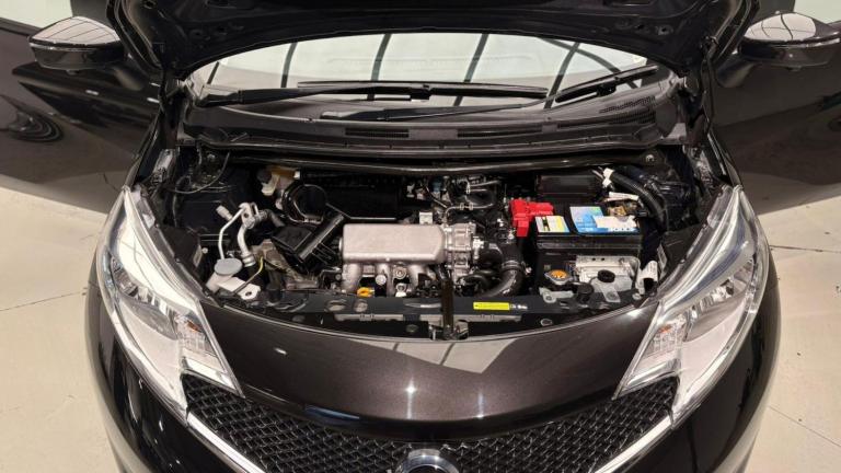 2015 Nissan Note 1.2 DiG-S Tekna 5dr Auto MPV PETROL Automatic