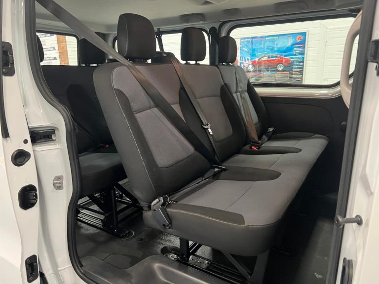 2018 Vauxhall Vivaro L2 1.6CDTI 120PS 9 SEAT LWB MINIBUS (EURO 6) ------------------------------ ...