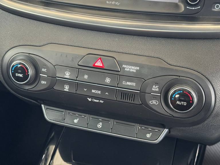 2015 Kia Sorento 2.2 CRDi KX-3 SUV 5dr Diesel Auto AWD Euro 6 (197 bhp) ESTATE Diesel Automatic