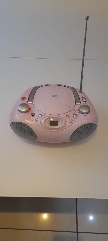 CD player & FM radio