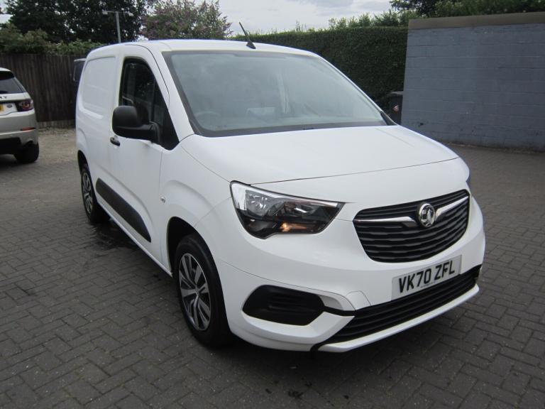 2021 Vauxhall Combo 2000 1.5 Turbo D 100ps H1 Sportive Van PANEL VAN Diesel Manual