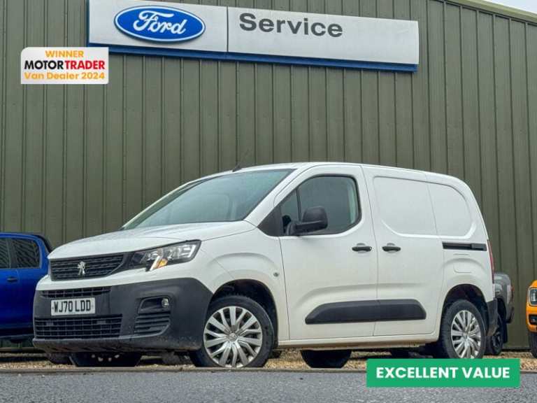 2020 Peugeot Partner Petrol SWB L1H1 Low Roof Professional Air Con Camera Sensors EURO 6 Panel Va...