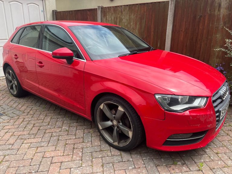 Audi, A3, Hatchback, 2013, Semi-Auto, 1968 (cc), 5 doors